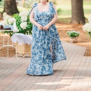 Bowie Chiffon Floral Print
Dress